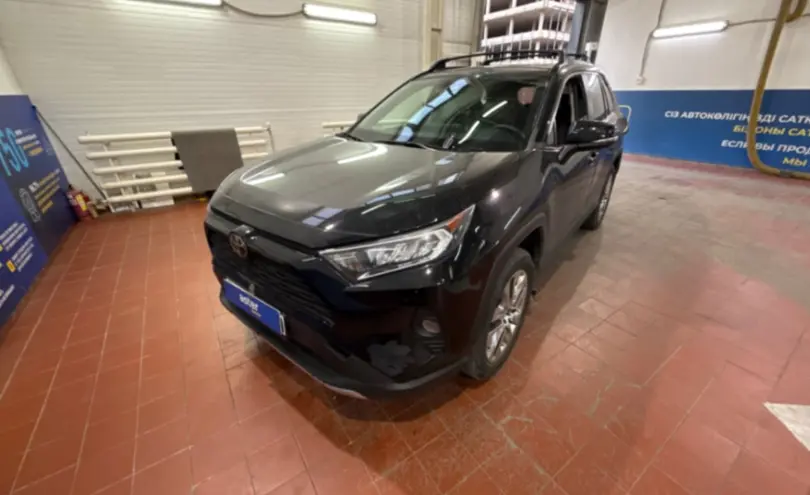Toyota RAV4 2021 года за 16 500 000 тг. в Астана
