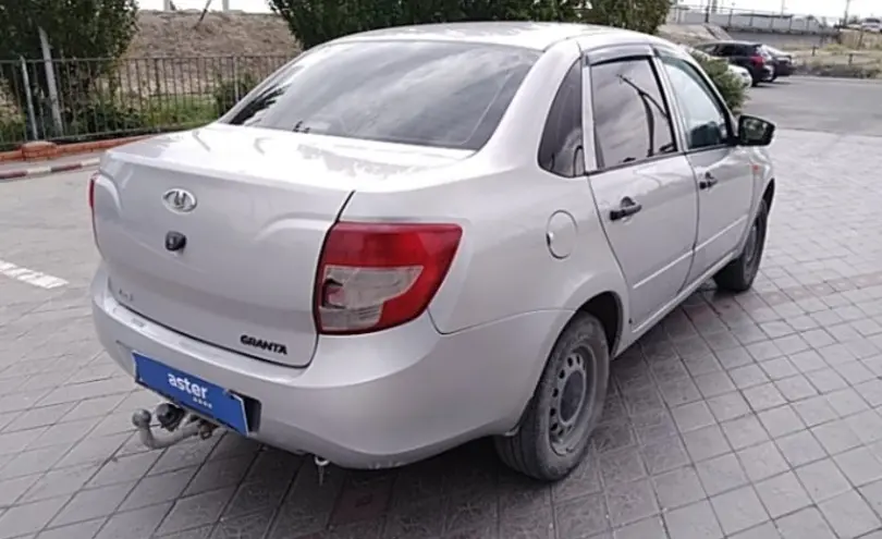 LADA (ВАЗ) Granta 2013 года за 2 500 000 тг. в Атырау фото 5