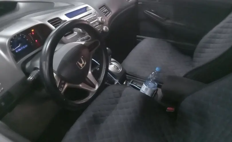 Honda Civic 2010 года за 3 500 000 тг. в Астана фото 5