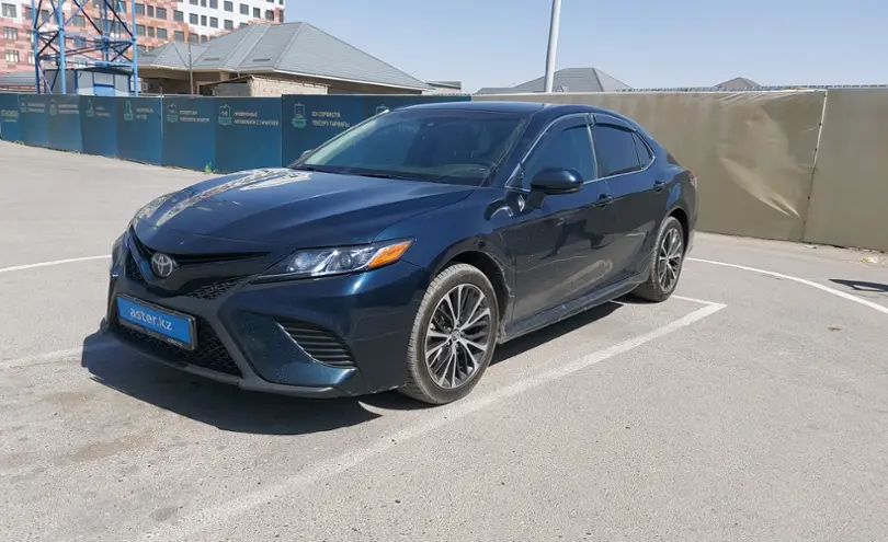 Toyota Camry 2020 года за 13 000 000 тг. в Шымкент