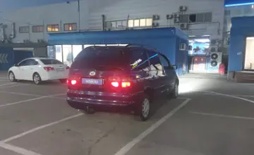 Volkswagen Sharan 2000 года за 1 550 000 тг. в Алматы фото 3