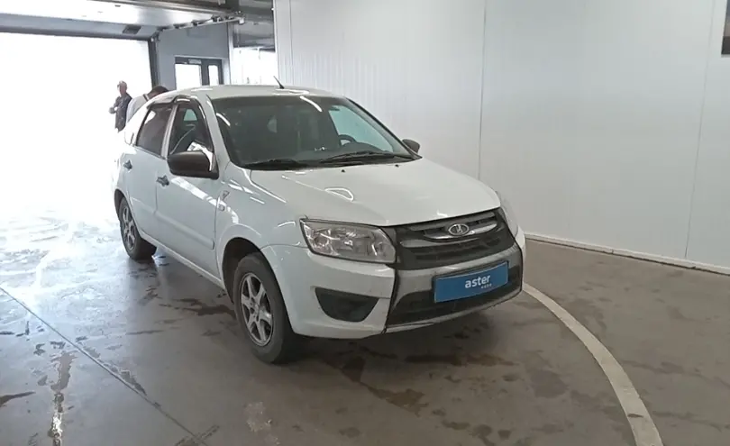 LADA (ВАЗ) Granta 2017 года за 2 700 000 тг. в Астана фото 2