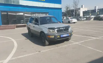 Toyota RAV4 1998 года за 2 000 000 тг. в Алматы фото 2