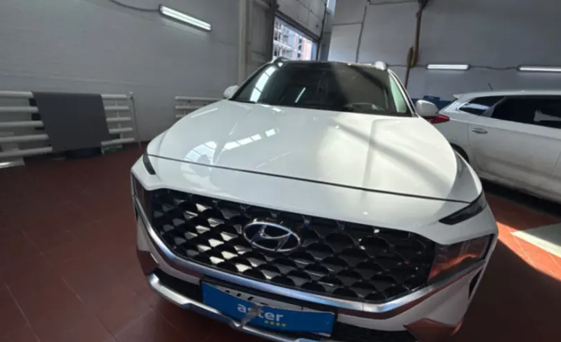 Hyundai Santa Fe 2022 года за 19 000 000 тг. в Астана фото 2
