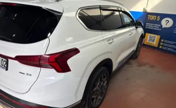 Hyundai Santa Fe 2022 года за 19 000 000 тг. в Астана