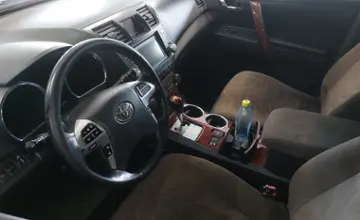 Toyota Highlander 2011 года за 12 000 000 тг. в Астана фото 5