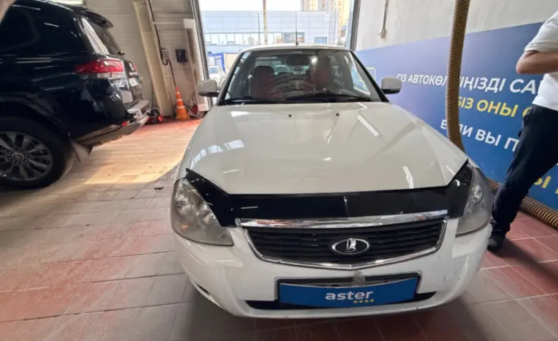 LADA (ВАЗ) Priora 2015 года за 2 500 000 тг. в Астана фото 2