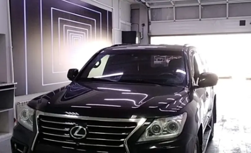 Lexus LX 2012 года за 25 000 000 тг. в Павлодар