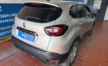 Renault Kaptur 2021 года за 7 525 000 тг. в Астана
