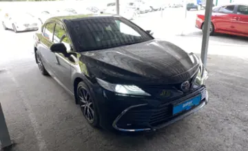 Toyota Camry 2021 года за 16 800 000 тг. в Алматы фото 3