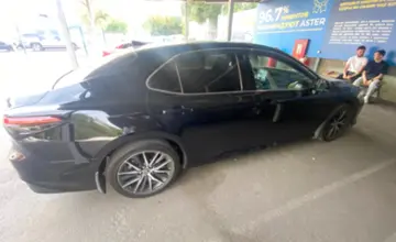 Toyota Camry 2021 года за 16 800 000 тг. в Алматы фото 4