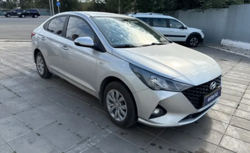 Hyundai Accent 2021 года за 7 000 000 тг. в Уральск фото 3