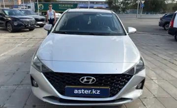 Hyundai Accent 2021 года за 7 000 000 тг. в Уральск фото 2