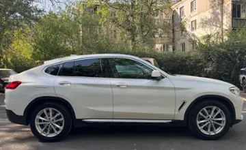 BMW X4 2018 года за 18 500 000 тг. в Алматы фото 2