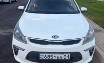 Kia Rio 2018 года за 7 000 000 тг. в Астана фото 2