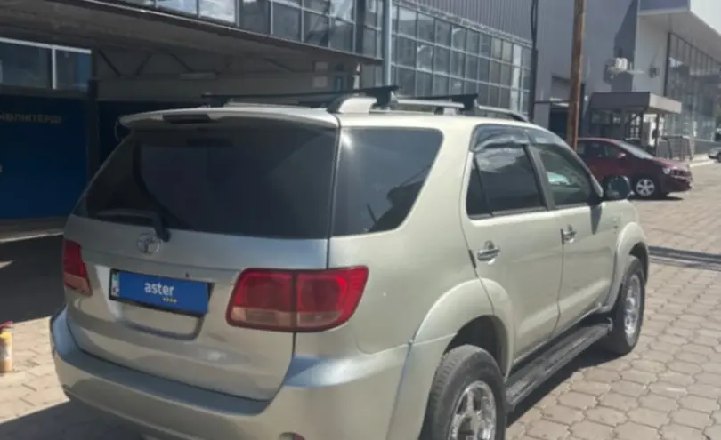 Toyota Fortuner 2006 года за 7 000 000 тг. в Караганда фото 5