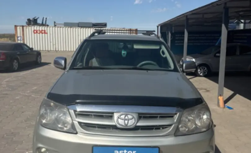 Toyota Fortuner 2006 года за 7 000 000 тг. в Караганда фото 2