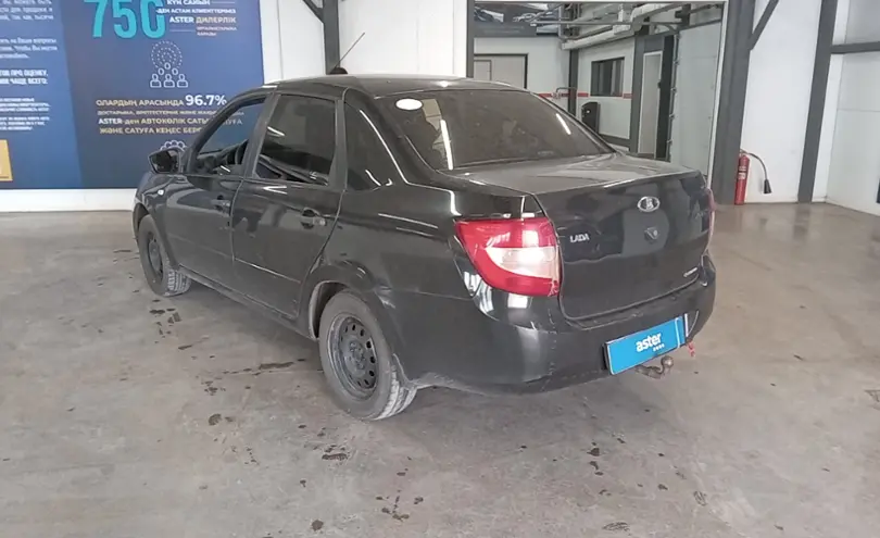LADA (ВАЗ) Granta 2017 года за 2 800 000 тг. в Астана фото 4
