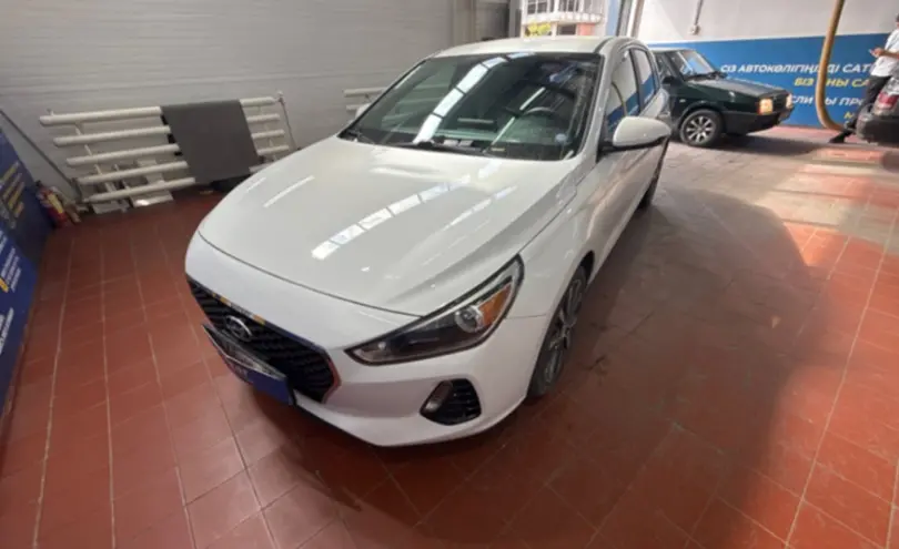 Hyundai Elantra 2019 года за 8 500 000 тг. в Астана
