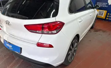 Hyundai Elantra 2019 года за 8 500 000 тг. в Астана