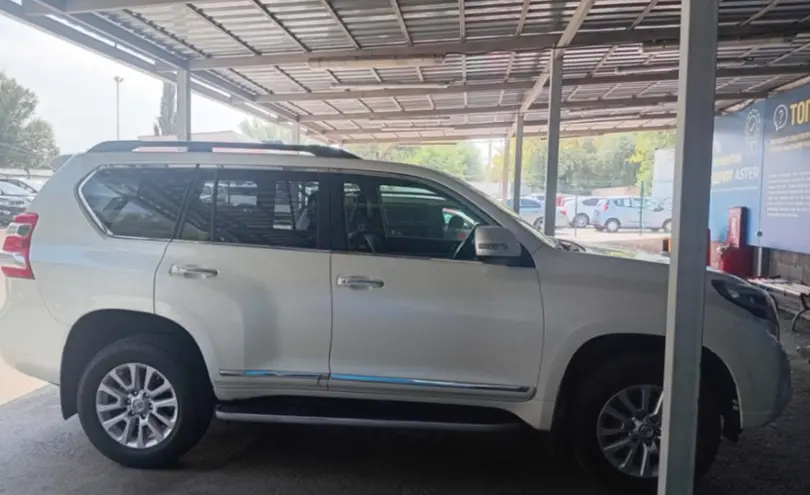 Toyota Land Cruiser Prado 2014 года за 23 000 000 тг. в Алматы фото 4