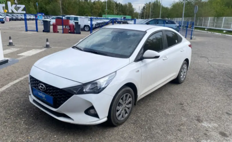 Hyundai Accent 2022 года за 8 000 000 тг. в Усть-Каменогорск