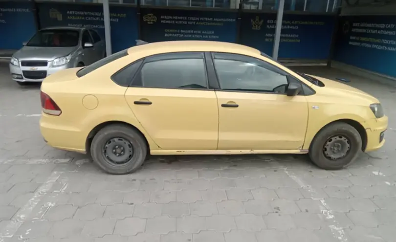 Volkswagen Polo 2015 года за 3 000 000 тг. в Караганда фото 4
