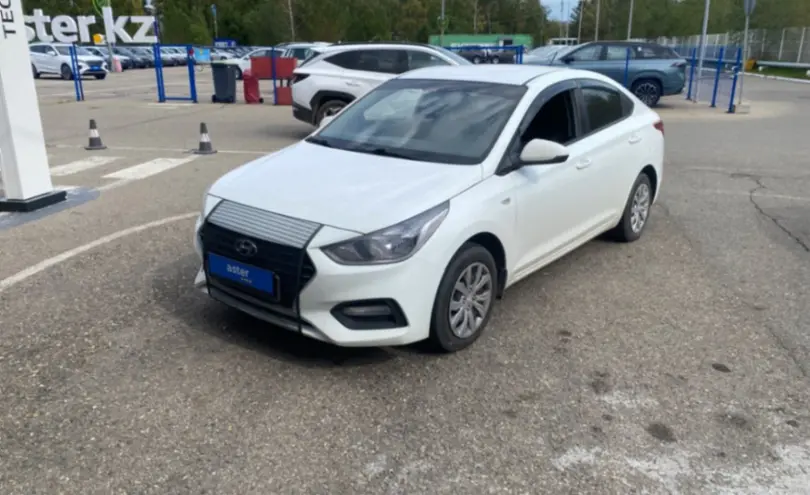 Hyundai Solaris 2019 года за 6 000 000 тг. в Усть-Каменогорск