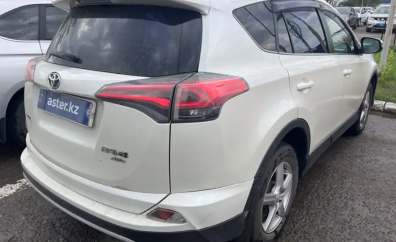 Toyota RAV4 2017 года за 11 000 000 тг. в Павлодар фото 5