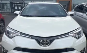 Toyota RAV4 2017 года за 11 000 000 тг. в Павлодар фото 2