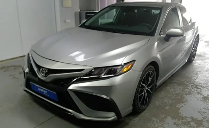 Toyota Camry 2021 года за 12 500 000 тг. в Павлодар
