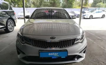 Kia K5 2018 года за 9 500 000 тг. в Алматы фото 2