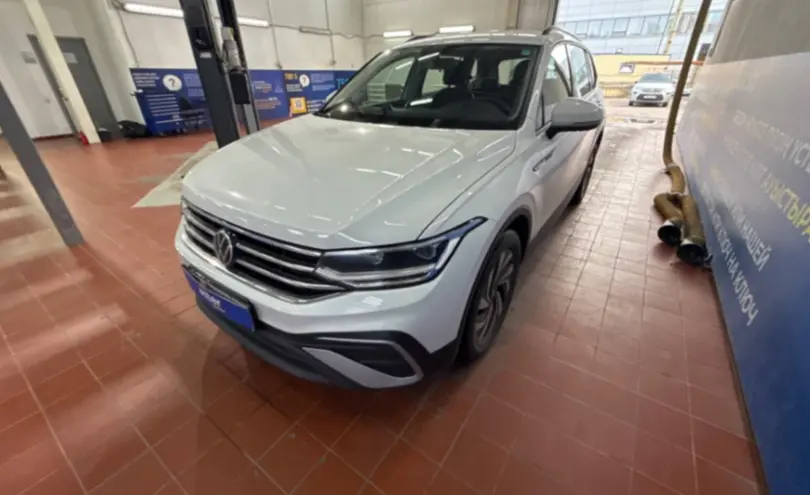 Volkswagen Tiguan 2022 года за 14 000 000 тг. в Астана