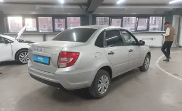 LADA (ВАЗ) Granta 2020 года за 4 500 000 тг. в Астана фото 3