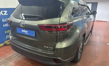 Toyota Highlander 2017 года за 16 500 000 тг. в Астана