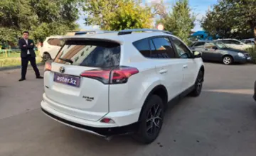 Toyota RAV4 2018 года за 10 000 000 тг. в Костанай