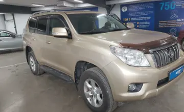 Toyota Land Cruiser Prado 2011 года за 15 700 000 тг. в Астана фото 2