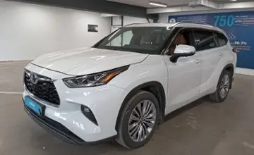 Toyota Highlander 2024 года за 35 000 000 тг. в Астана фото 1