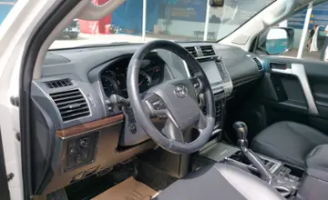 Toyota Land Cruiser Prado 2018 года за 25 000 000 тг. в Шымкент фото 5