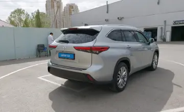 Toyota Highlander 2020 года за 27 000 000 тг. в Шымкент фото 3