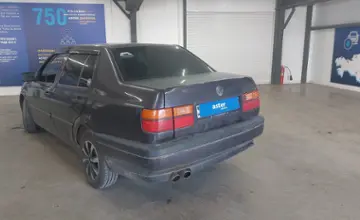 Volkswagen Vento 1993 года за 1 200 000 тг. в Астана фото 4
