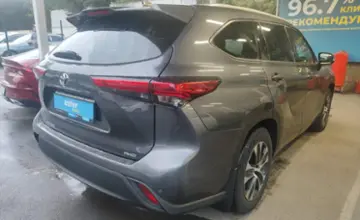 Toyota Highlander 2020 года за 19 000 000 тг. в Алматы