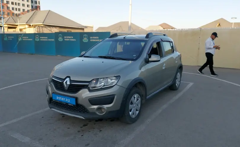 Renault Sandero 2015 года за 3 200 000 тг. в Шымкент