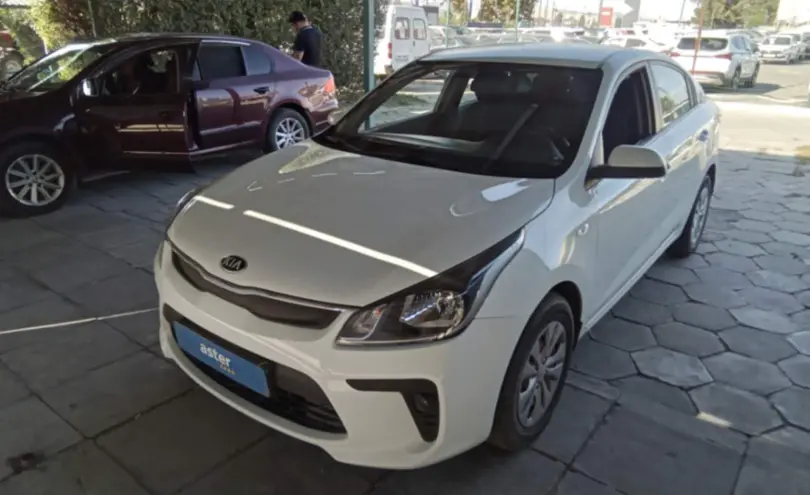 Kia Rio 2018 года за 8 000 000 тг. в Талдыкорган