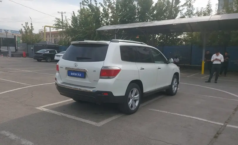 Toyota Highlander 2012 года за 13 500 000 тг. в Алматы фото 3