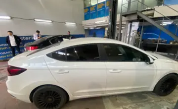 Hyundai Elantra 2019 года за 7 500 000 тг. в Астана фото 4