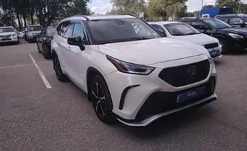 Toyota Highlander 2021 года за 30 000 000 тг. в Актобе фото 3