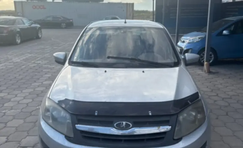 LADA (ВАЗ) Granta 2015 года за 2 500 000 тг. в Караганда фото 2