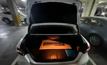 Toyota Camry 2020 года за 18 000 000 тг. в Астана фото 4
