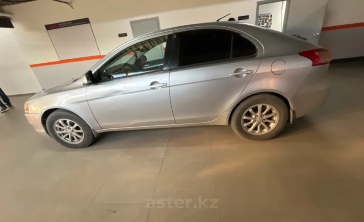 Mitsubishi Lancer 2010